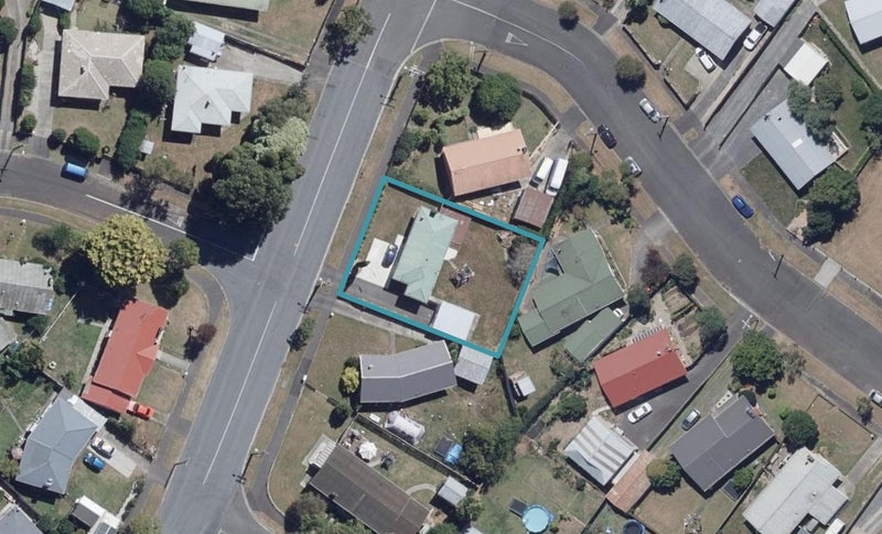 48 Nevada Road, Silverdale, Hamilton - Carousel 1