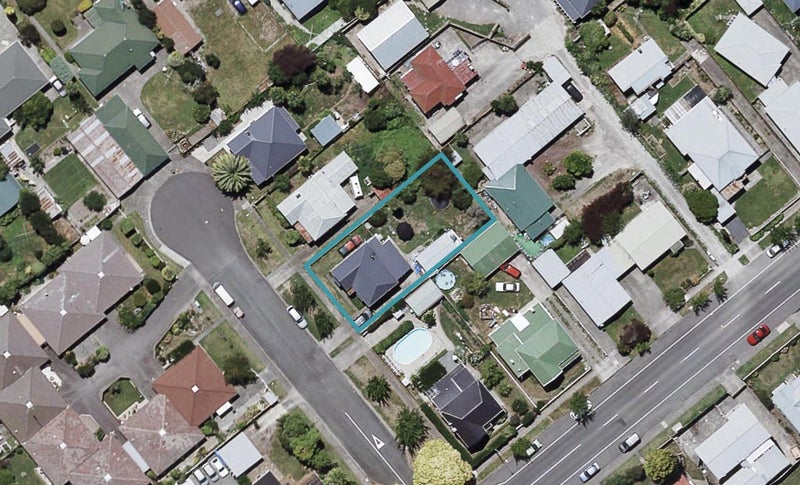 803 Queen Street West, Saint Leonards, Hastings - Carousel 1