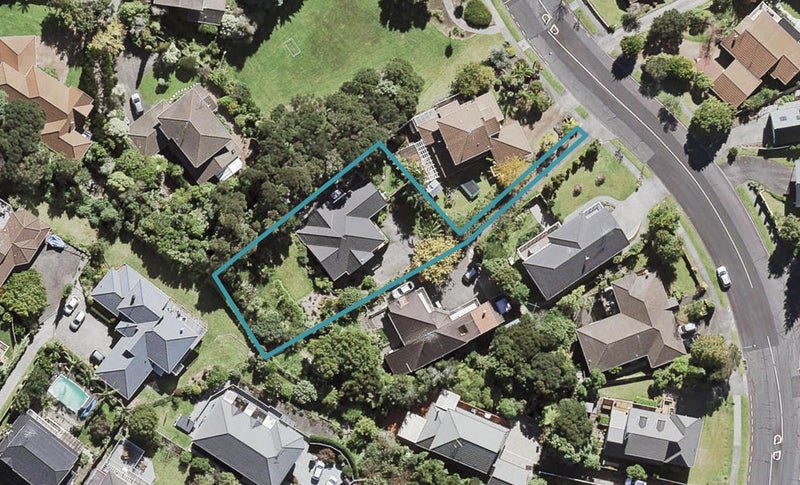 209 Chelsea View Drive, Chatswood, Auckland - Carousel 1