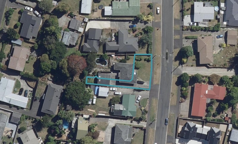 2/25 Thomson Avenue, Dinsdale, Hamilton - Carousel 1