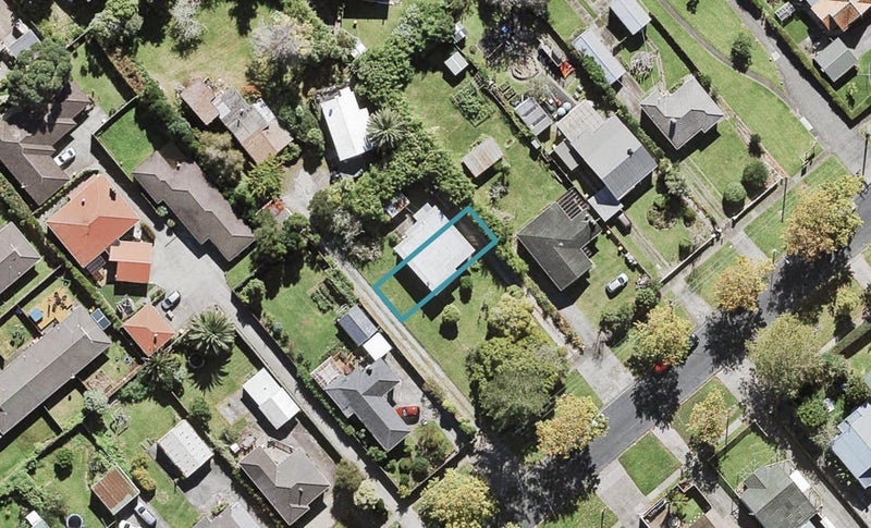57D Seabrook Avenue, New Lynn, Auckland - Carousel 1