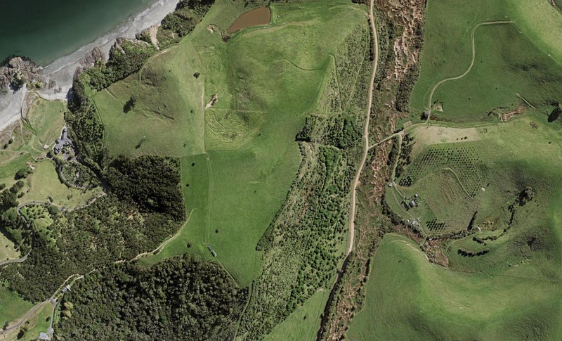 133 Man O'War Road, WAIHEKE ISLAND - Carousel 1