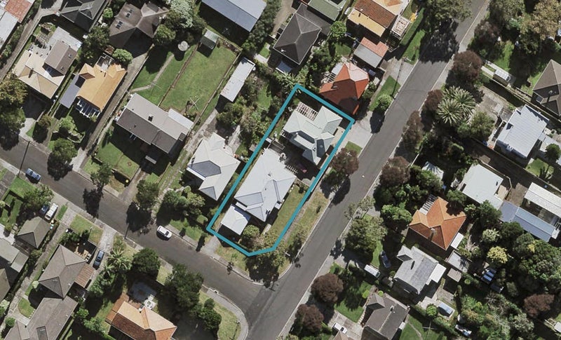 40 Kowhatu Road, One Tree Hill, Auckland - Carousel 1
