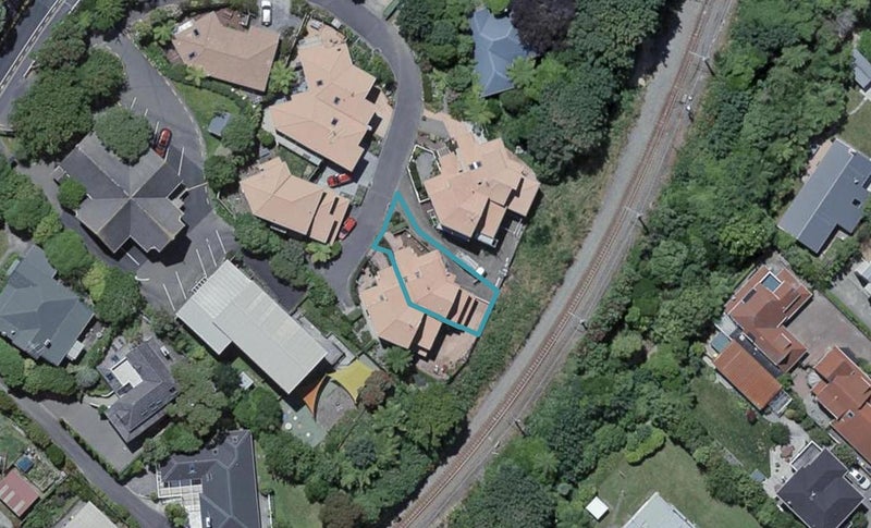 6/33 Box Hill, Khandallah, Wellington - Carousel 1