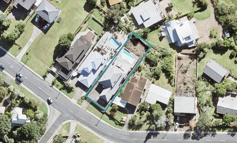 196 Vipond Road, Stanmore Bay, Whangaparaoa - Carousel 1