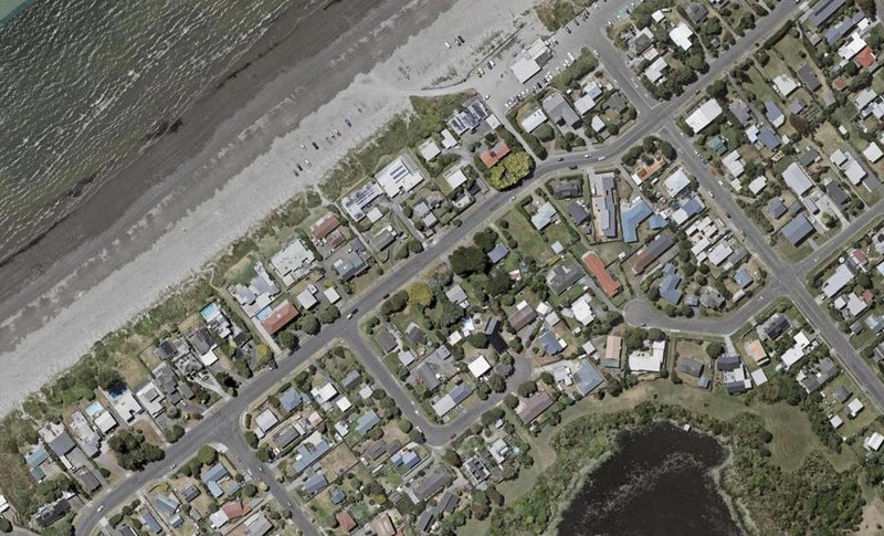 112 Tutere Street, Waikanae Beach, Waikanae - Carousel 1