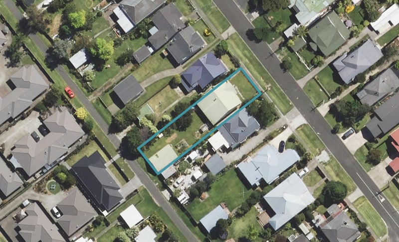 210 Clifford Street, Whataupoko, Gisborne - Carousel 1