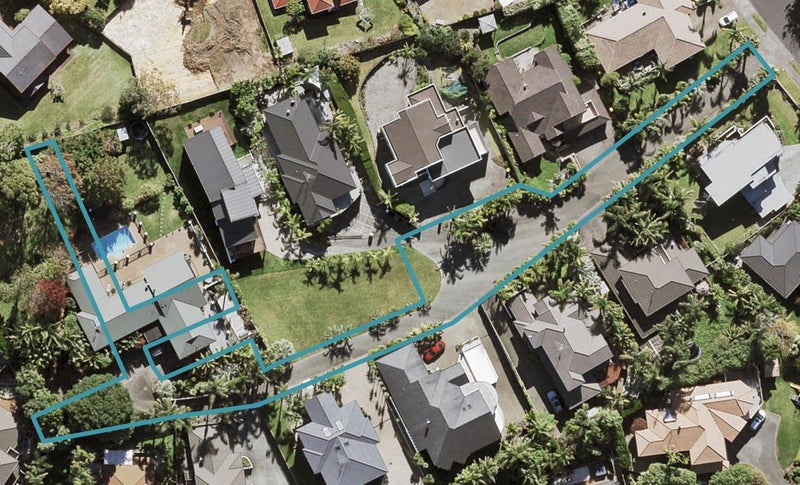 4/90 Picasso Drive, West Harbour, Auckland - Carousel 1