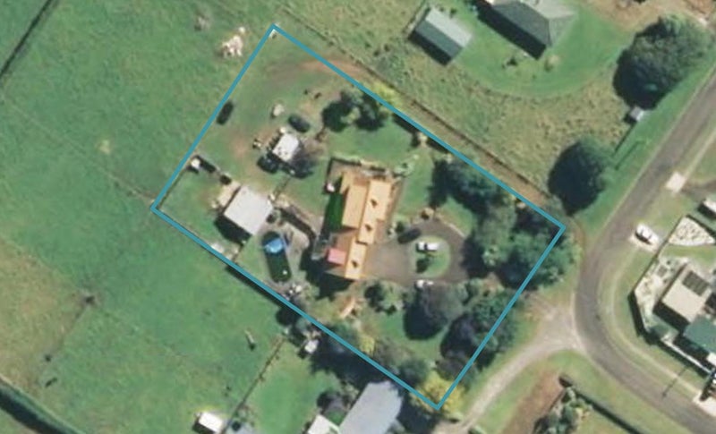 8 Robson Street, Normanby, Hawera - Carousel 1