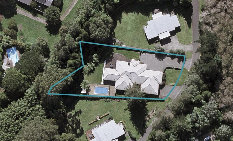 6 The Enclave, Frankleigh Park, New Plymouth - Carousel 1