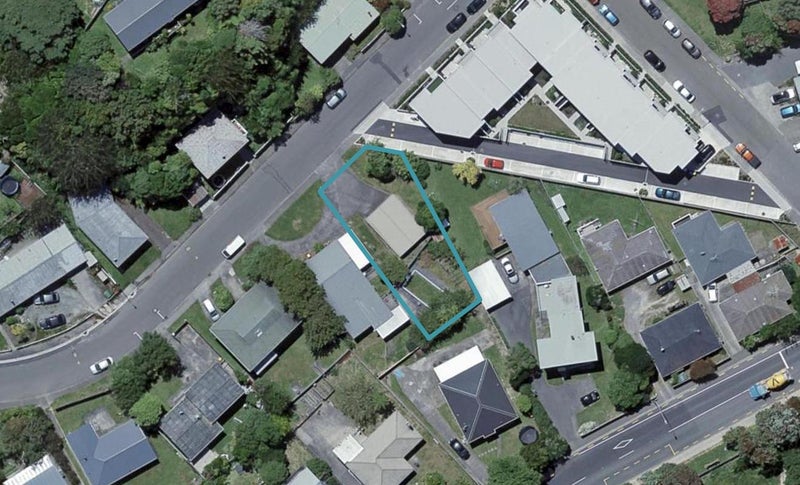 29 Batchelor Street, Newlands, Wellington - Carousel 1