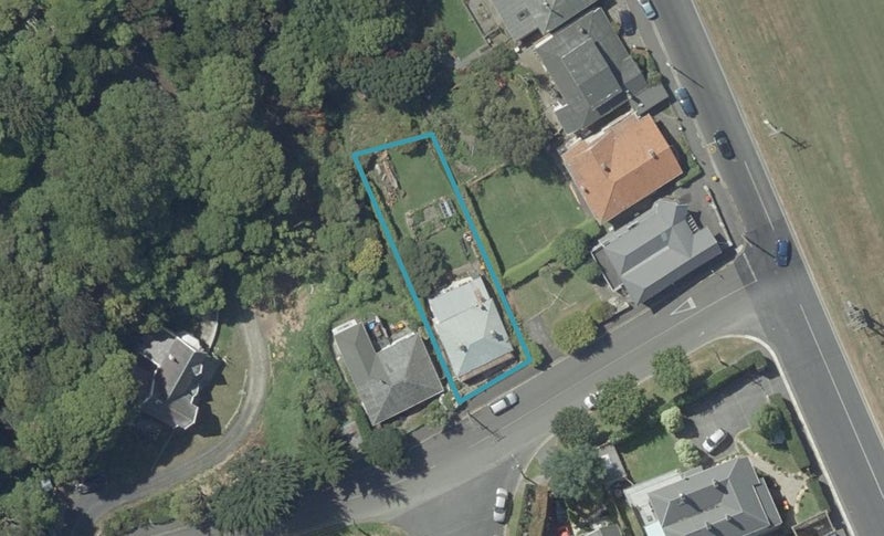4 Haywood Street, The Glen, Dunedin - Carousel 1