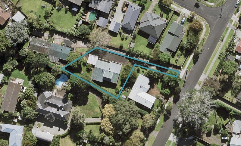 10 Ambury Road, Mangere Bridge, Auckland - Carousel 1
