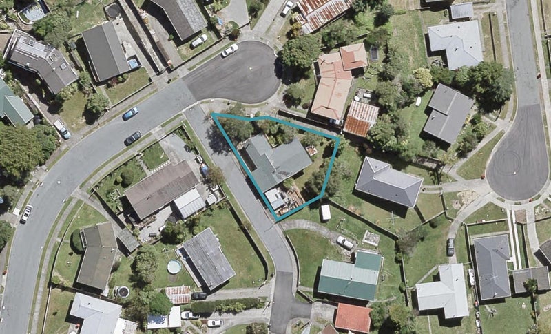 64 Aniseed Grove, Timberlea, Upper Hutt - Carousel 1