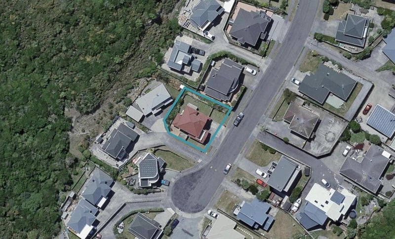 28 Bowes Crescent, Strathmore Park, Wellington - Carousel 1