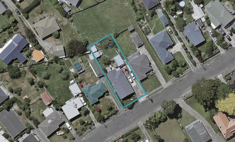 15 Atmore Avenue, Otaki - Carousel 1