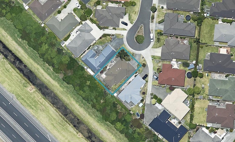 24 Grabella Place, Papamoa Beach, Papamoa - Carousel 1