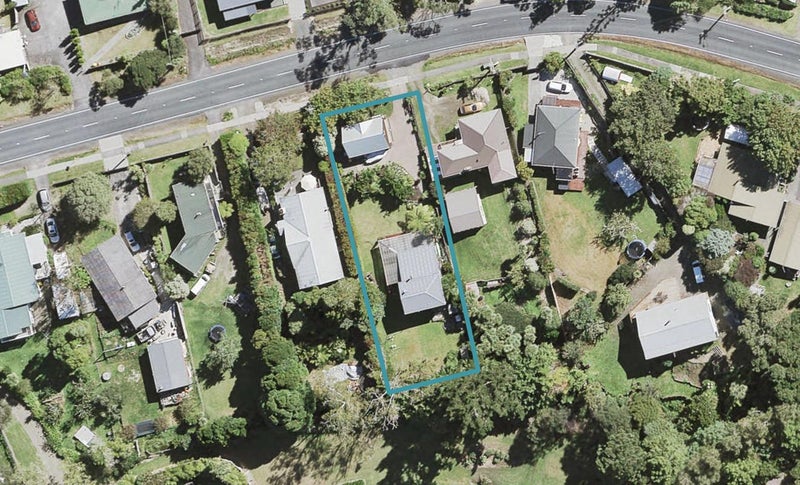 36 Mcentee Road, Waitakere, Auckland - Carousel 1