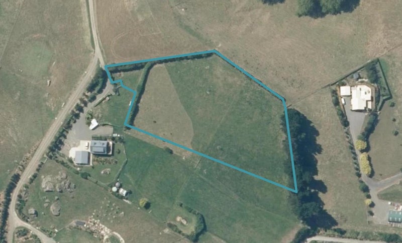 135 Avery Road, Eskdale, Napier - Carousel 1