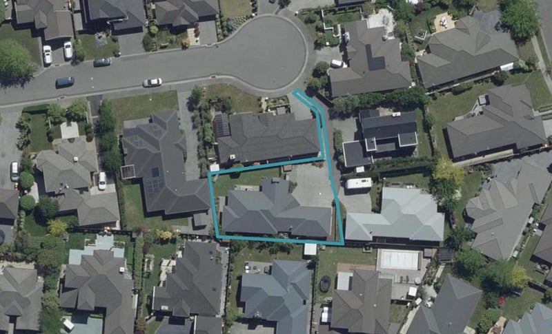 12 Riverbank Road, Northwood, Christchurch - Carousel 1
