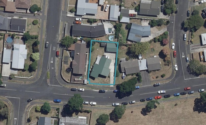 36 Bremworth Avenue, Dinsdale, Hamilton - Carousel 1