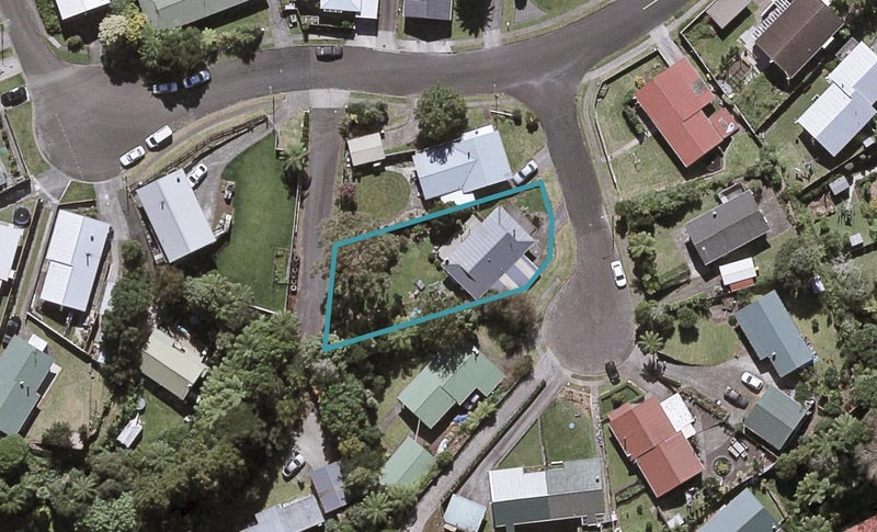 4 Ross Place, Blagdon, New Plymouth - Carousel 1