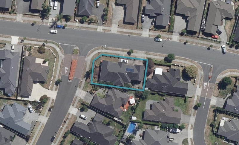 31 Moonlight Drive, Rototuna North, Hamilton - Carousel 1