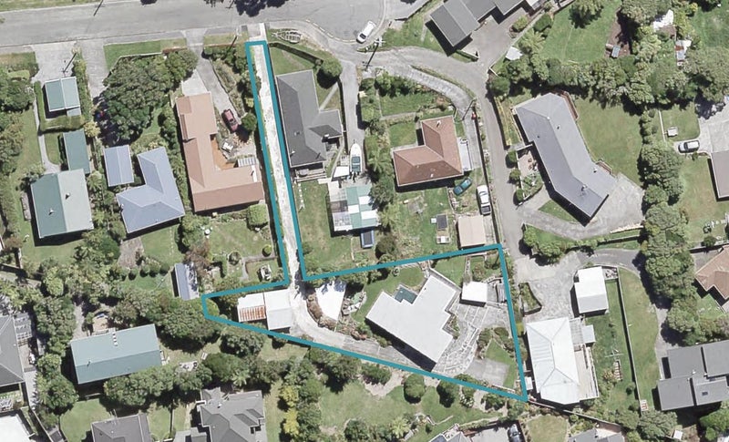 19 Wilson Grove, Normandale, Lower Hutt - Carousel 1