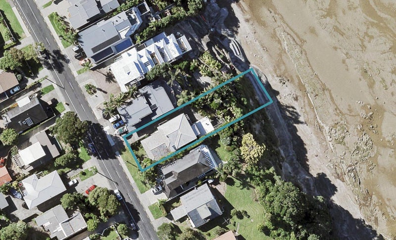 70 Clovelly Road, Bucklands Beach, Auckland - Carousel 1