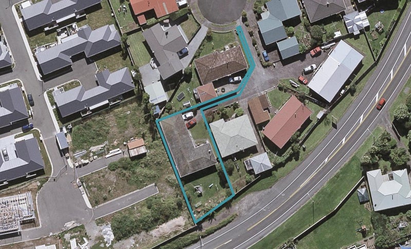1/9 Severn Place, Spotswood, New Plymouth - Carousel 1
