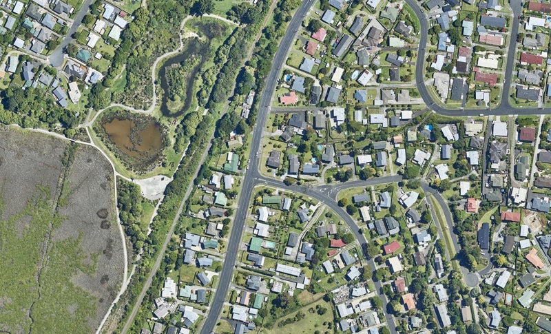 1 Emily Place, Bellevue, Tauranga - Carousel 1