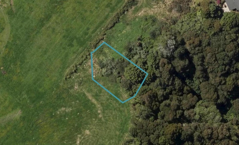 6 Myrtle Lane, Te Kamo, Whangārei - Carousel 1