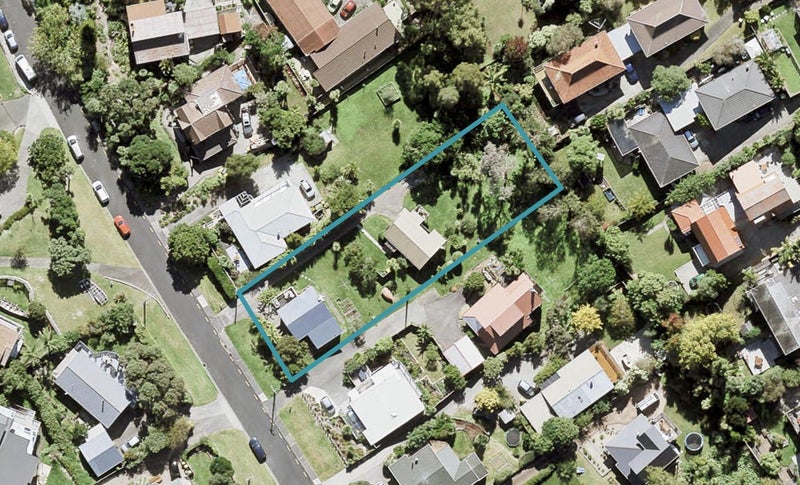 2/21 Long Bay Drive, Torbay, Auckland - Carousel 1