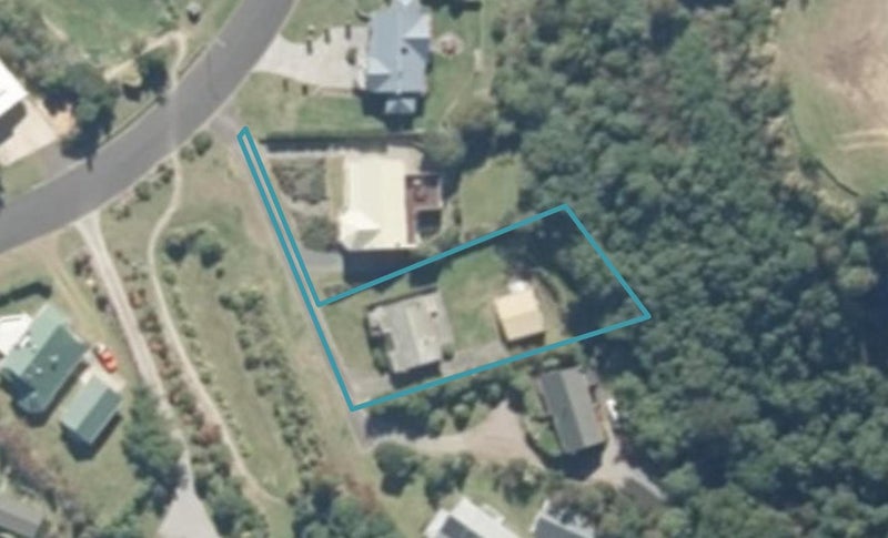 18 Boojum Dell, Kinloch, Taupō - Carousel 1