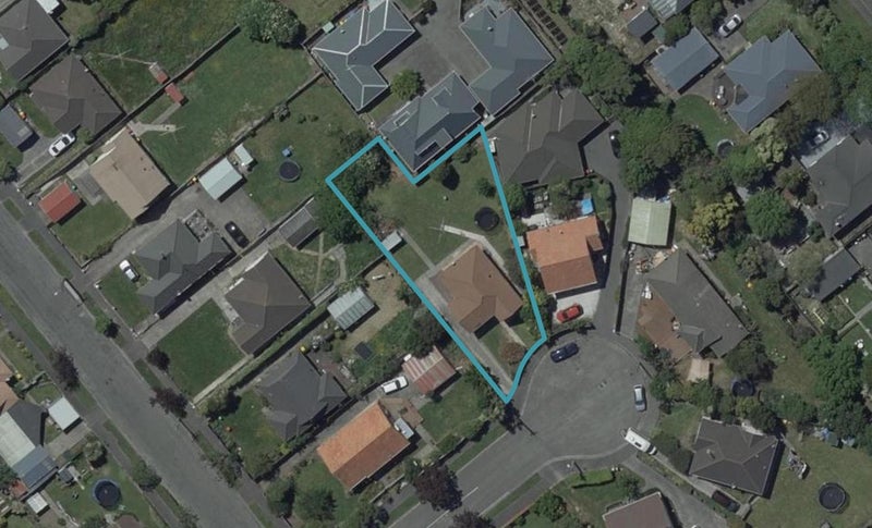 4 Winsor Crescent, Spreydon, Christchurch - Carousel 1