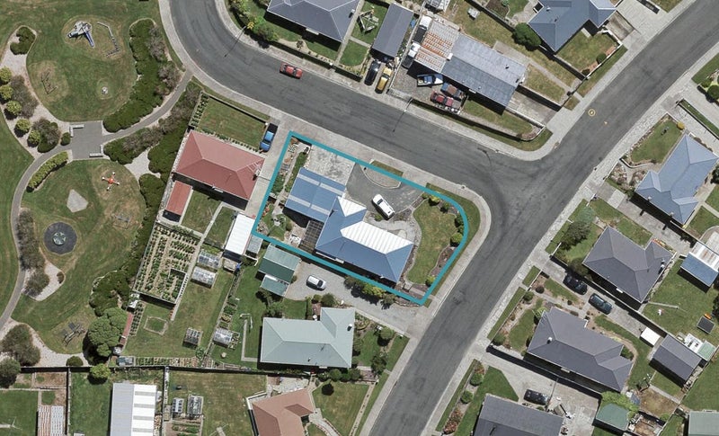 4 Arundel Crescent, Strathern, Invercargill - Carousel 1