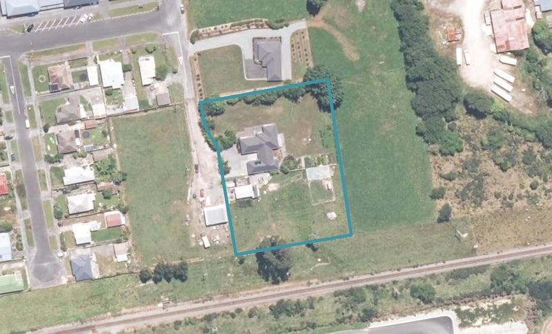 55 Haselden Street, Westport, Westport - Carousel 1