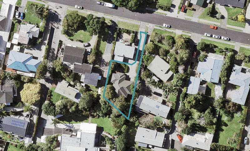 16A Baird Street, Howick, Auckland - Carousel 1