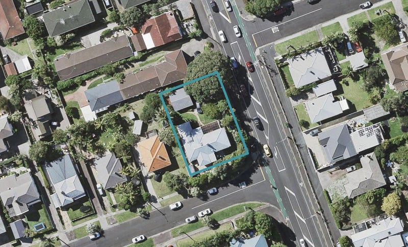 51 Lake Road, Devonport, Auckland - Carousel 1