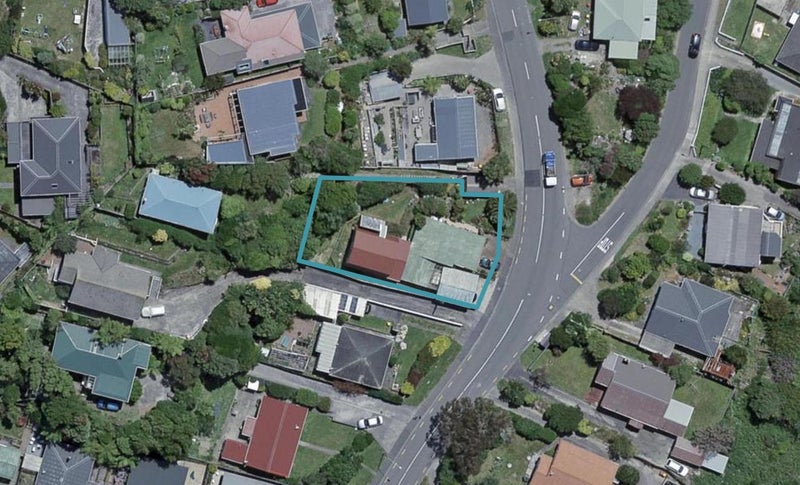 43 Bassett Road, Johnsonville, Wellington - Carousel 1
