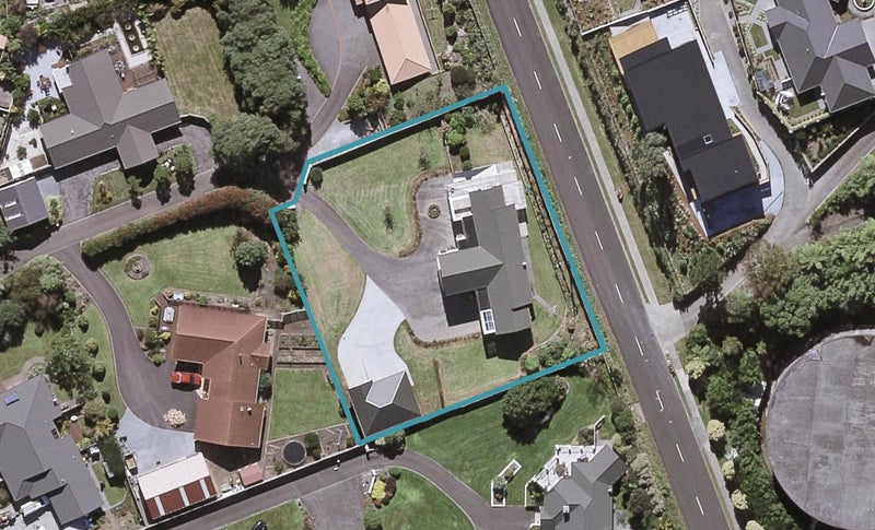 19C Shelter Grove, Frankleigh Park, New Plymouth - Carousel 1