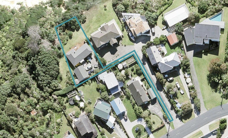 1456 Whangaparaoa Road, Army Bay, Whangaparaoa - Carousel 1