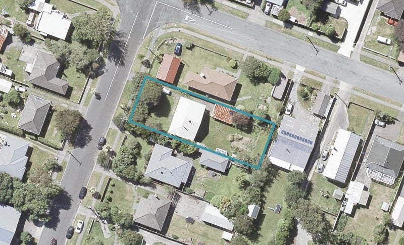 13 Wood Street, Wainuiomata, Lower Hutt - Carousel 1