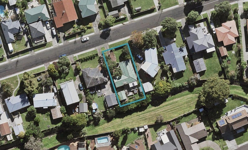 43 Sylvia Road, Hillcrest, Auckland - Carousel 1