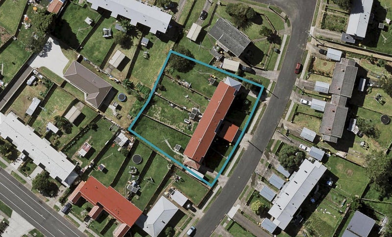 4 Ivon Road, Ōtara, Auckland - Carousel 1
