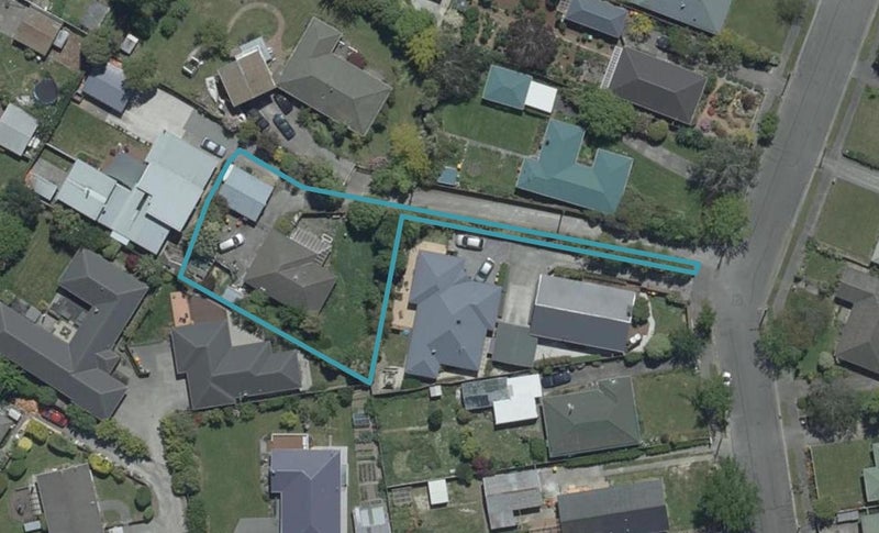 11 Larch Place, Casebrook, Christchurch - Carousel 1