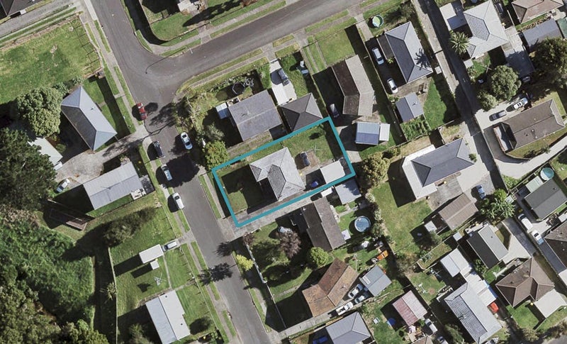 12 Volante Avenue, Wattle Downs, Auckland - Carousel 1