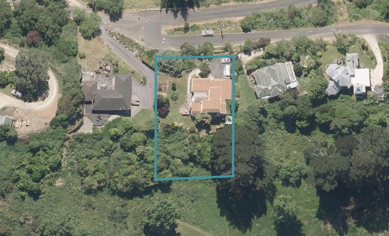 14 Shakespeare Road, Bastia Hill, Whanganui - Carousel 1