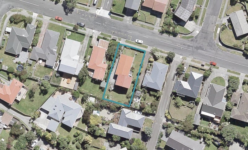 55 Oakleigh Street, Maungaraki, Lower Hutt - Carousel 1