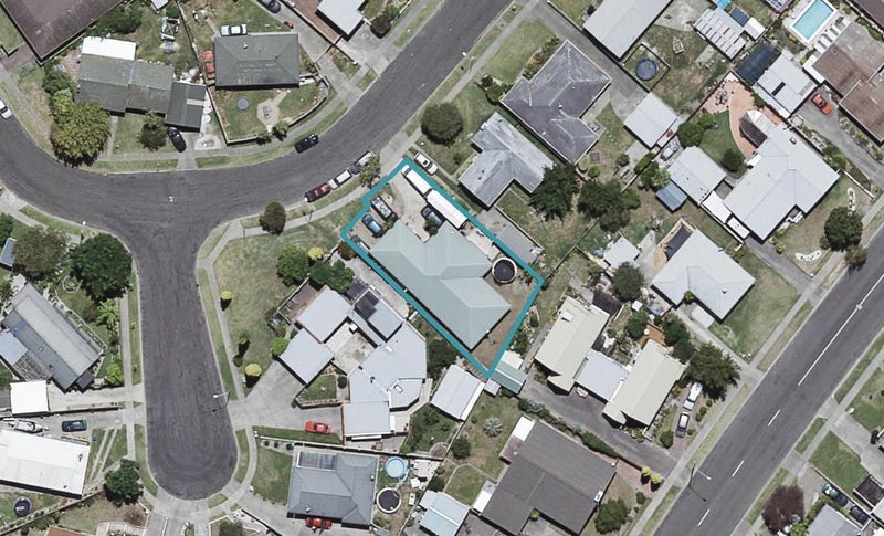 29 Fife Crescent, Tamatea, Napier - Carousel 1